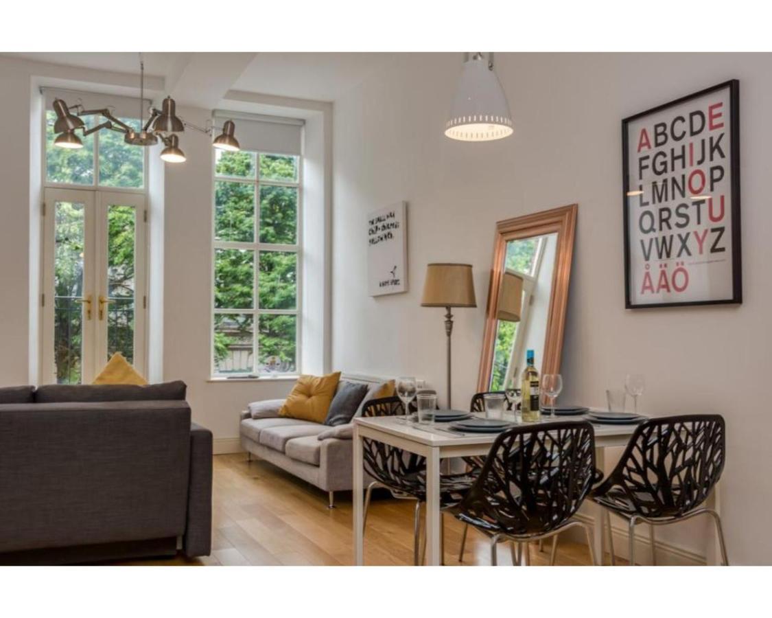 Central Belfast Apartments Fitzrovia Bagian luar foto